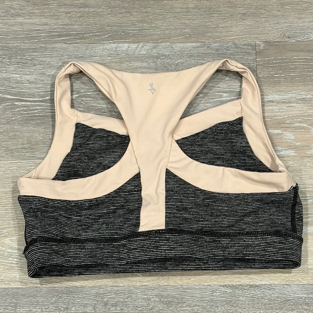 Torrid Active Sports Bra Size 0 L Space Dye Black Peach Racerback Athletic Top